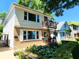 2333 S 72nd St, West Allis, WI 53219