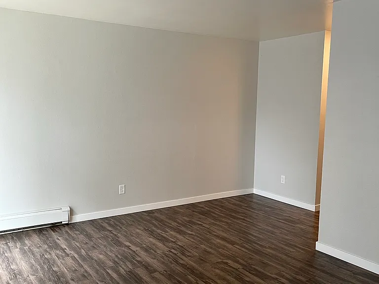 440 S Johnson St #8 — Photo 6