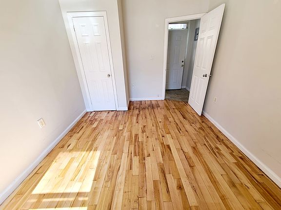 4th image of 1268 Findlay Ave #12