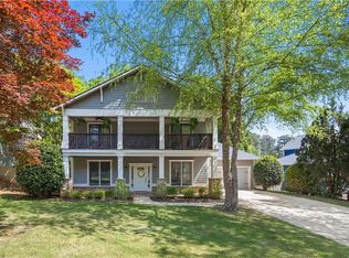 2742 Oak Village Trl, Decatur, GA 30032