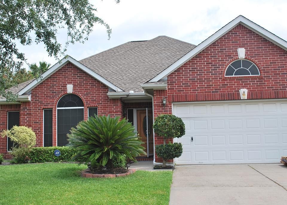 1st image of 15418 Gatesbury Dr