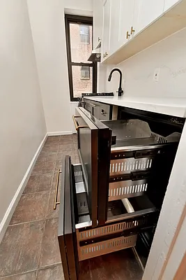 Sold by City Connections Realty | media 18