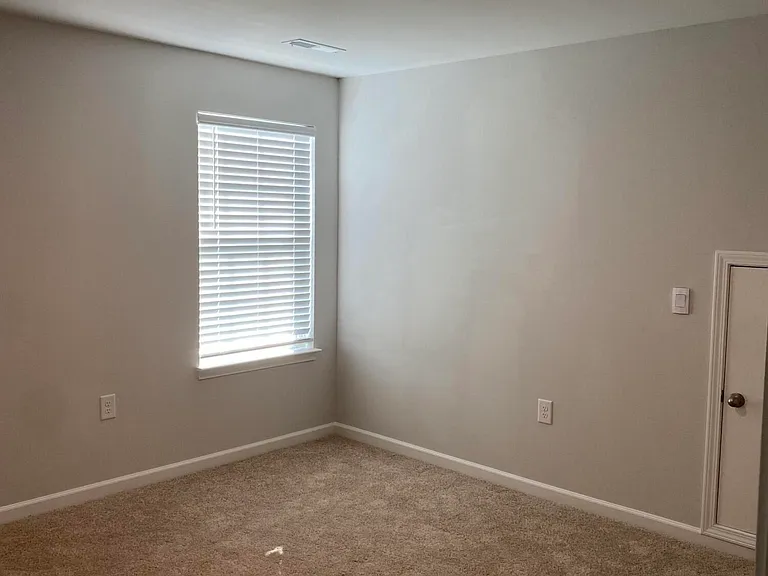 1213 Riverstone Dr — Photo 13