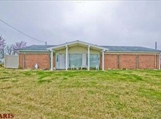 8132 Mexico Rd, Saint Peters, MO 63376