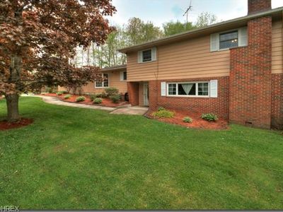 510 Lourdes Dr, Cuyahoga Falls, OH, 44223