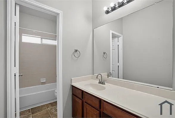 15011 Sun Glaze Dr — Photo 8