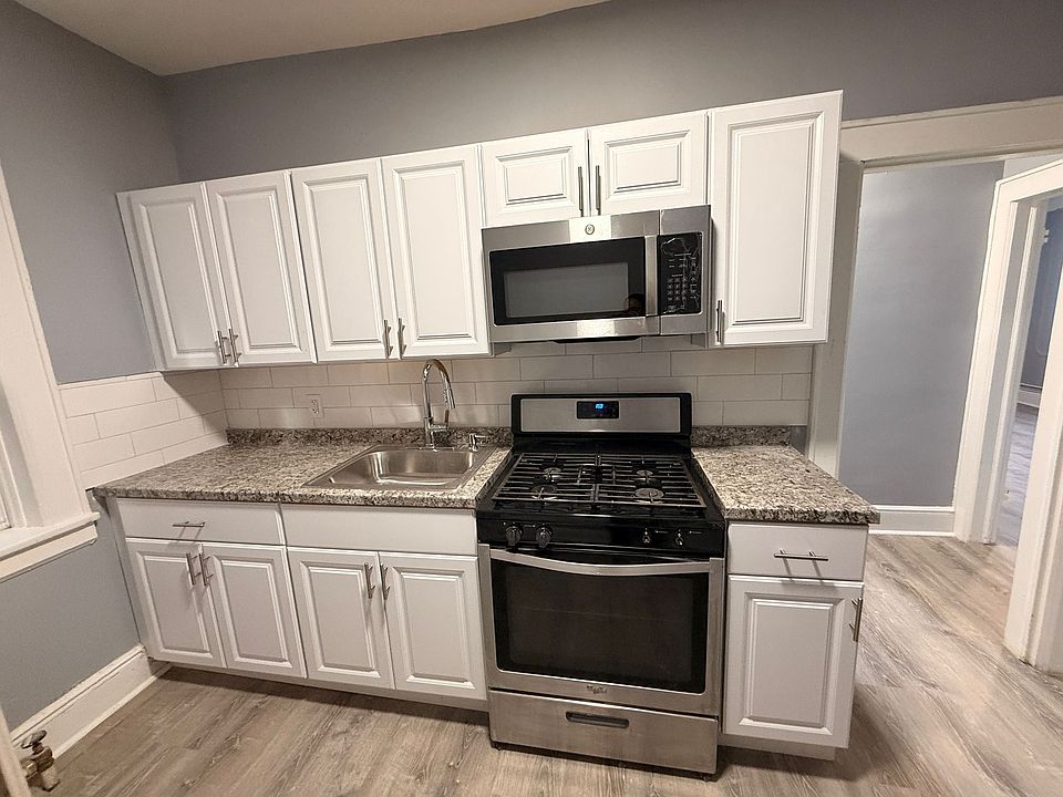 1st image of 251 Lafayette Ave #14E