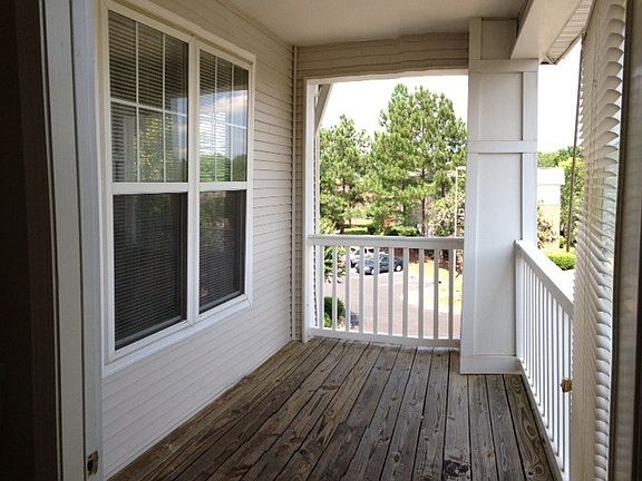gorgeous large patios and balconies