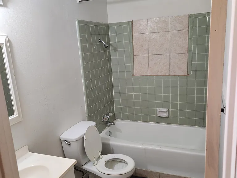 1626 Pinewood Dr — Photo 10