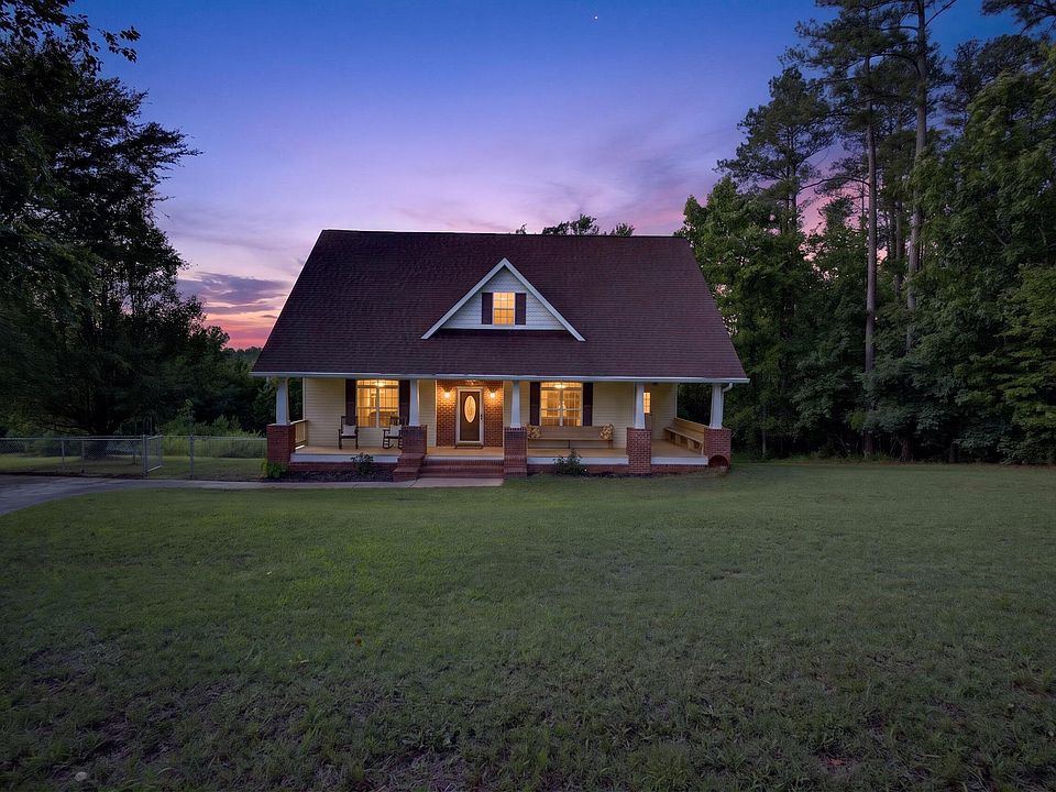 1st image of 138 Ashwood Dr