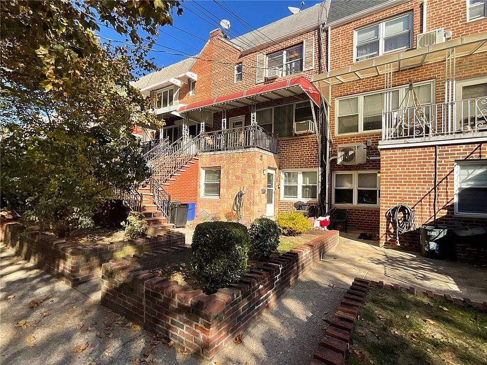 2nd image of 2657 Haring St