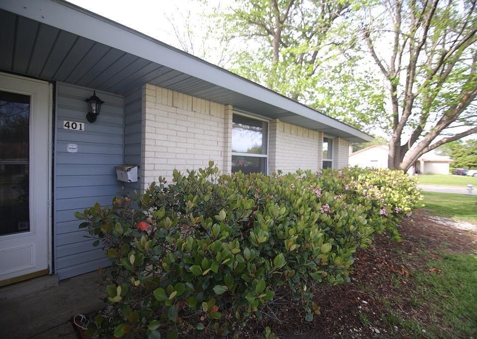 1st image of 401 Clearfield Dr