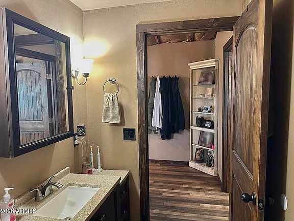 4th image of 1350 Baha Rd