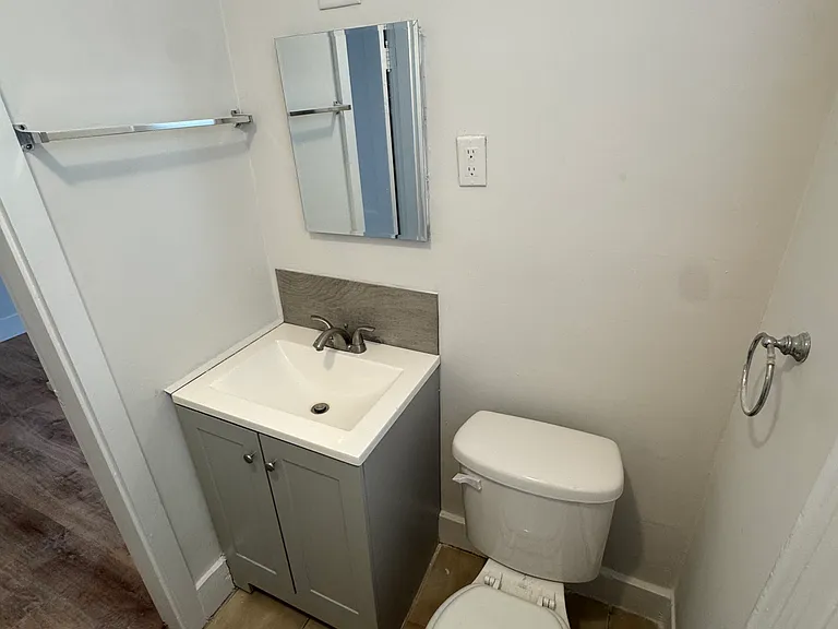 1686 Massachusetts Ave #4 — Photo 11