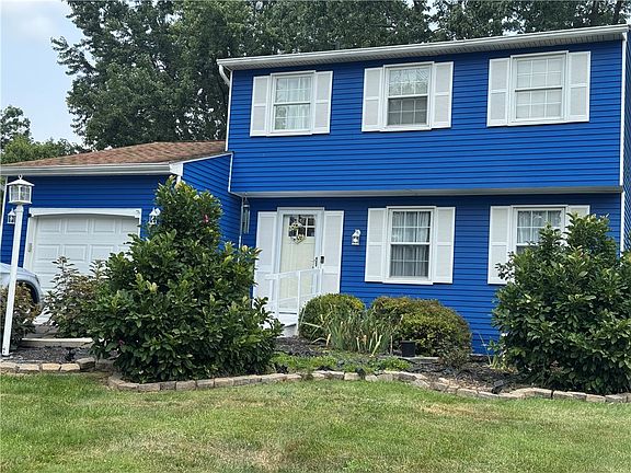 2nd image of 103 Fox Run Rd