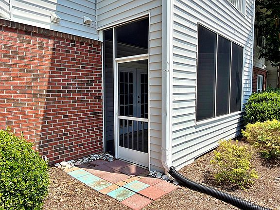 4th image of 4140 Breezewood Drive Unit 104