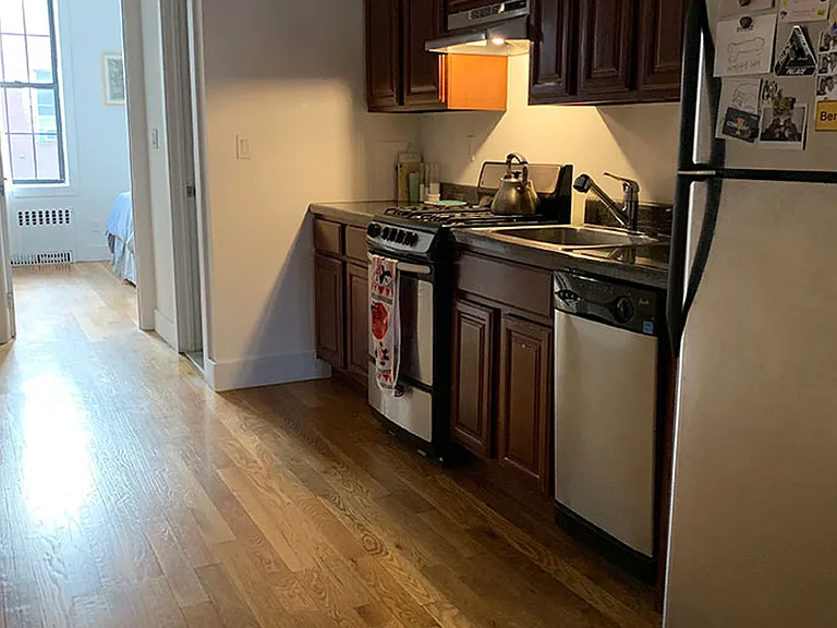 255 Jefferson St #2R — Photo 1