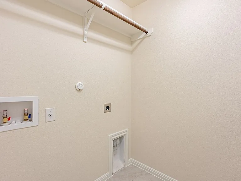 13101 Foreston Dr — Photo 13