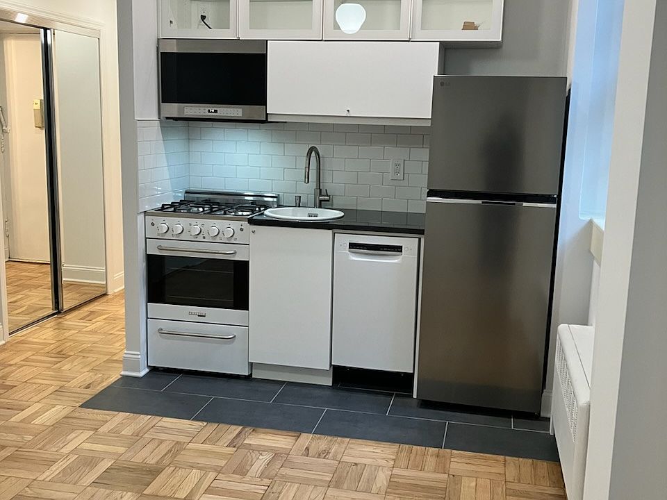 1st image of 516 E 78th St #P-5