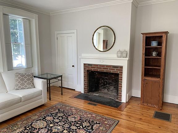 3rd image of 29 Middle St #A