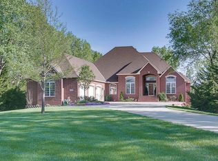 28 Pheasant Run Rd, Hesston, KS 67062