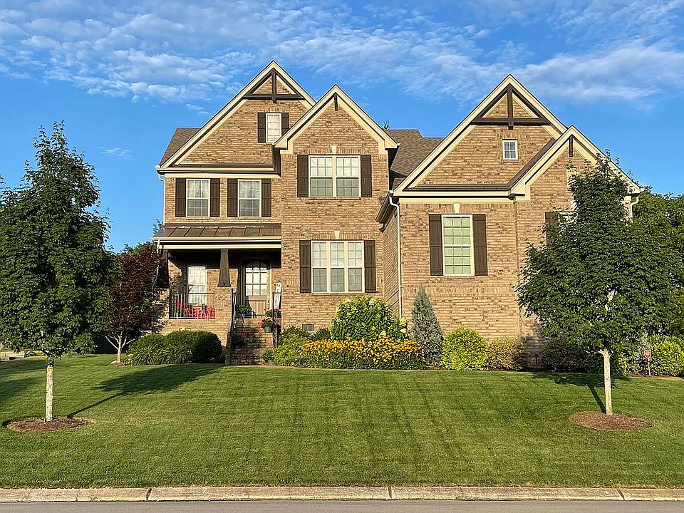 1st image of 180 Sedona Woods Trl