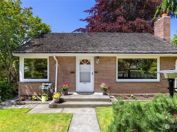 2649 45th Avenue SW, Seattle, WA 98116