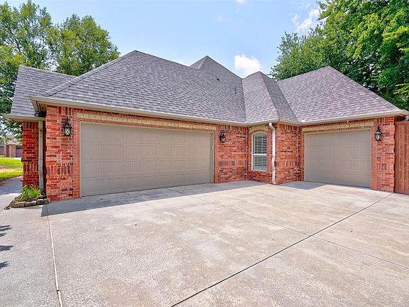 5th image of 625 Eagle Lake Ln