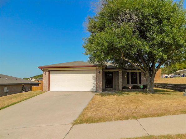 1102 Katelyn Cir