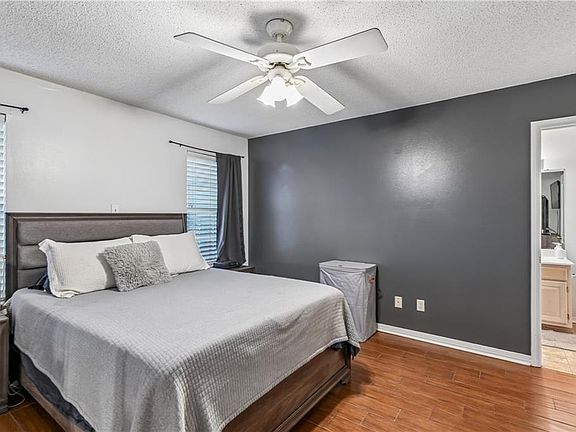 4th image of 319 River Ridge Dr