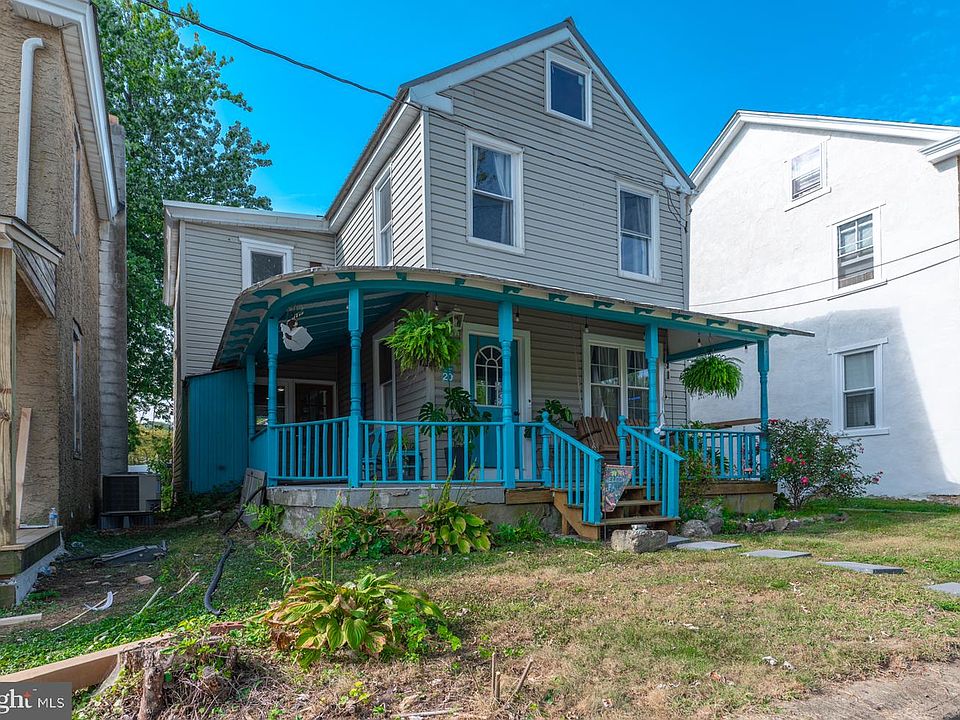 1st image of 20 Eshbach Ln