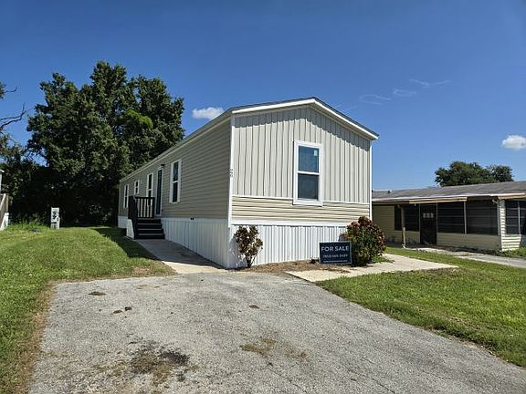 2nd image of 1234 Reynolds Rd #26