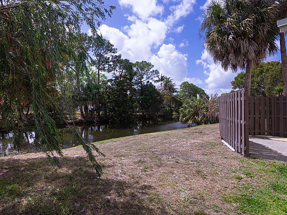 2nd image of 202 Sparrow Drive #1