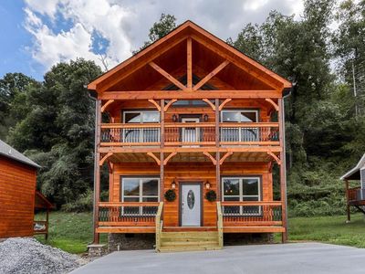 3133 Cherokee Valley Dr, Pigeon Forge, TN, 37862