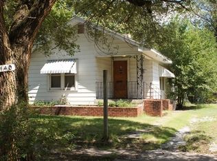 2440 N Rosenthal Ave, Wichita, KS 67204