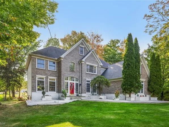 316 High Blf, Aurora, OH 44202