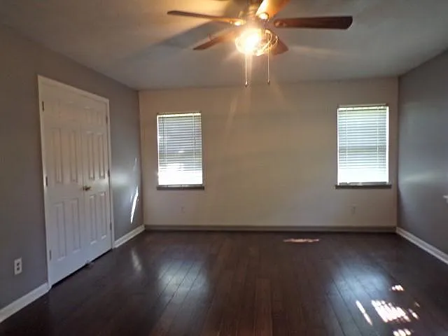 167 Lakeview Dr — Photo 17