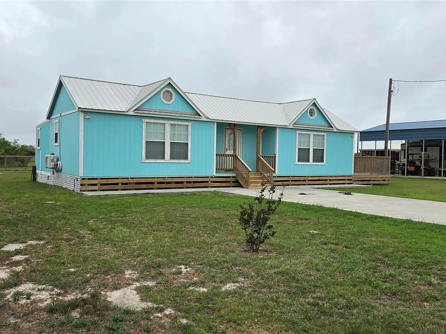 1 bed, 1.0 bath, 1260 sqft, $1,350 — Photo 2