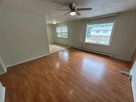 4th image of 201-202 S Scarborough Ct #202-220