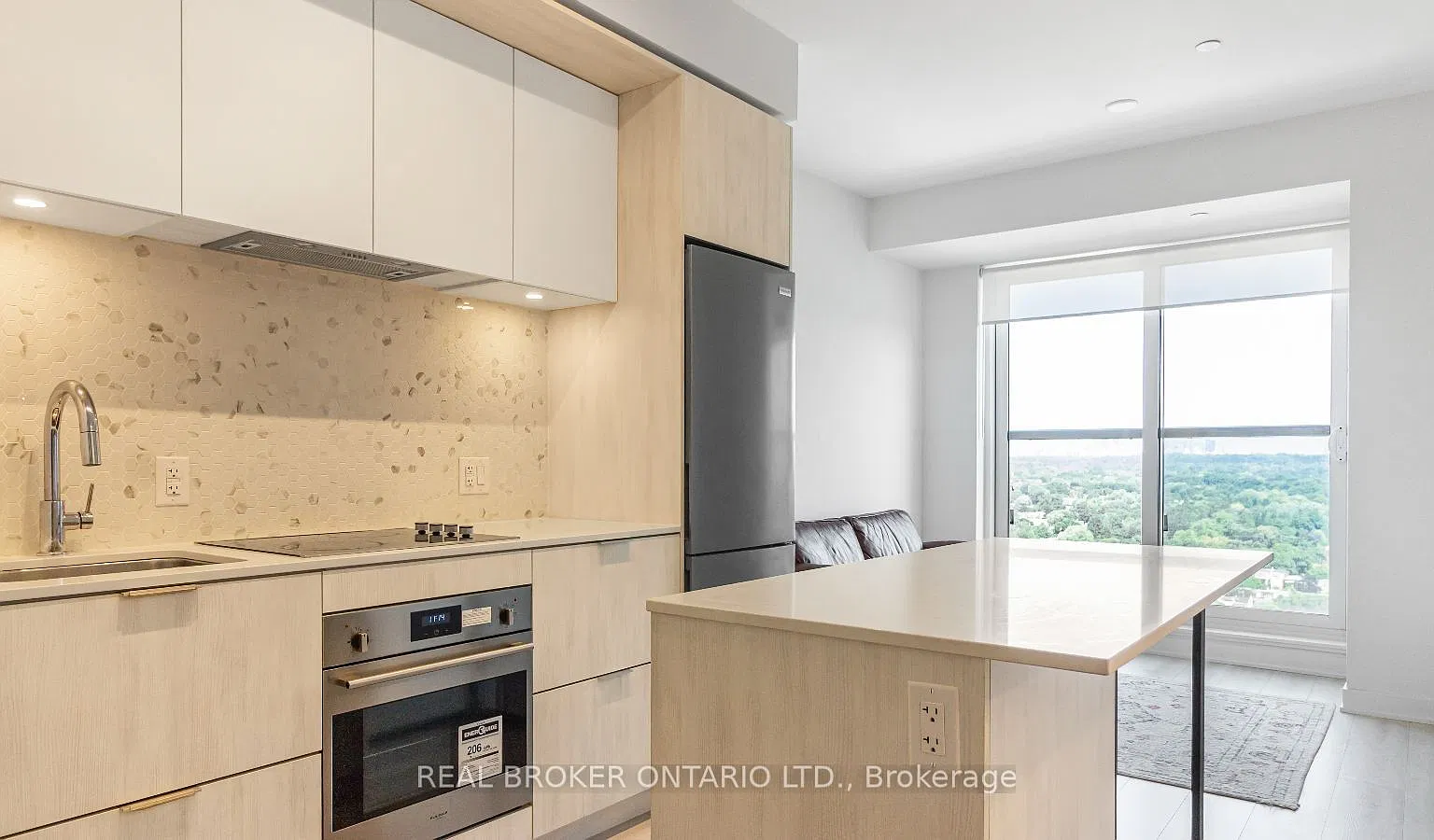 1 bed, $2,000 — Photo 4