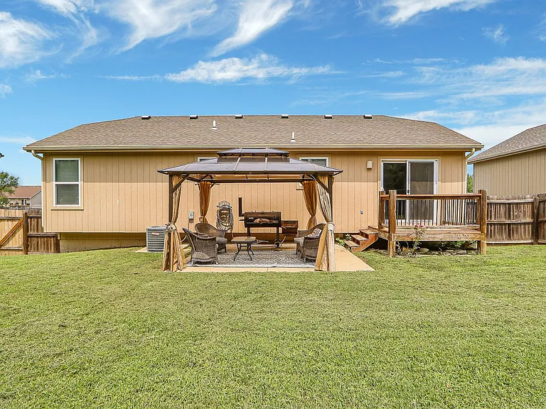 2505 Sawmill Rd — Photo 36