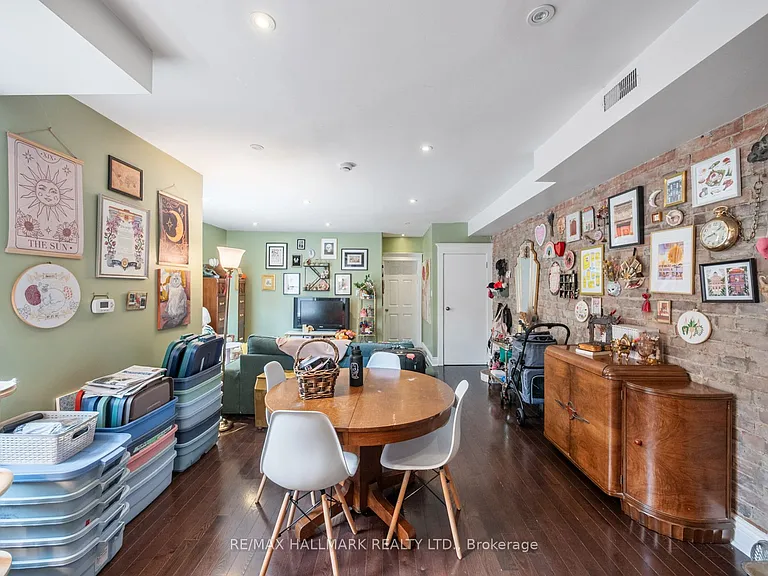 269 Danforth Ave #3 — Photo 16