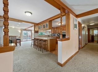 171 Bonham Rd, Dedham, MA 02026