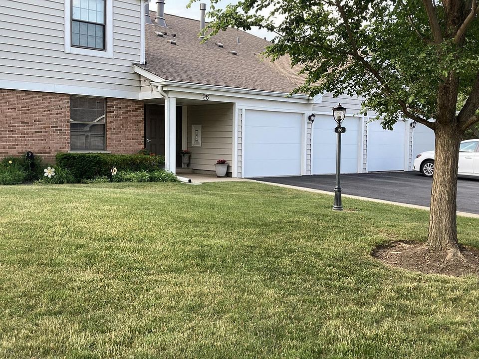 1st image of 26 Regent Cir Unit D1