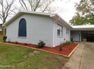 425 Monica Ln, Pearl, MS 39208