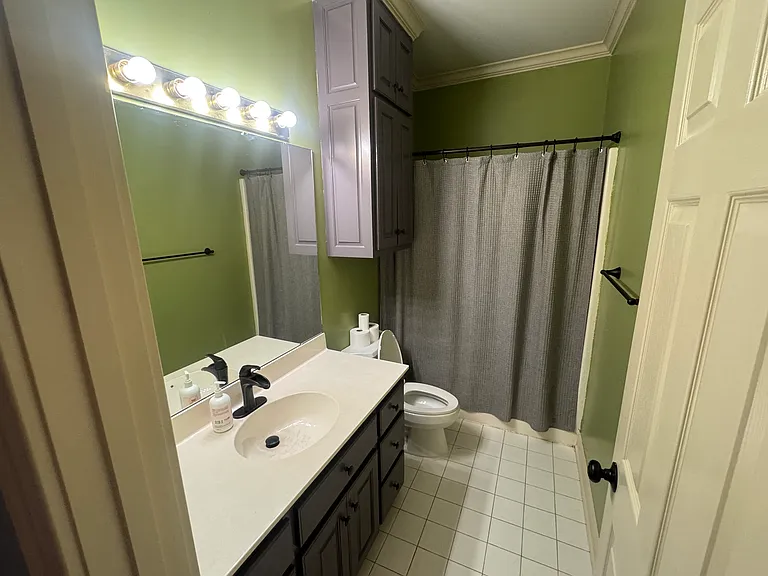 155 Peach St — Photo 8