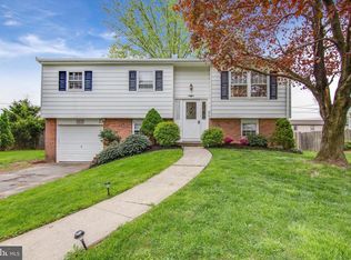 415 Laurelwood Dr, Douglassville, PA 19518
