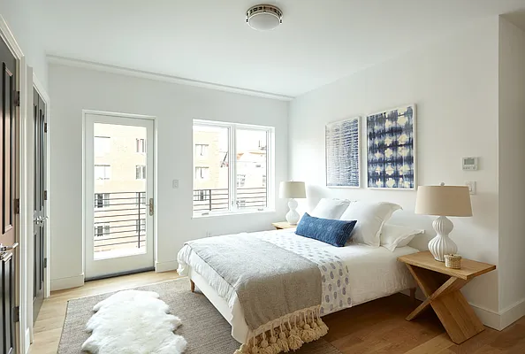 Sold by Compass | media 34