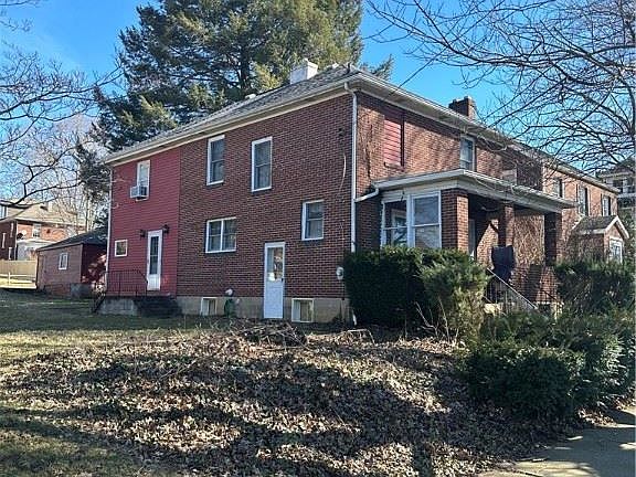 2nd image of 625 Welty St