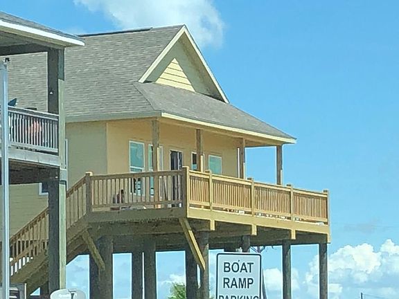 2nd image of 1610 Galveston Ave